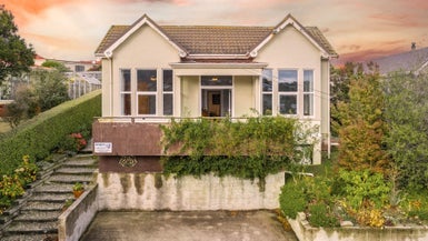 22 Mardale Street, Kaikorai, Dunedin - Carousel 1