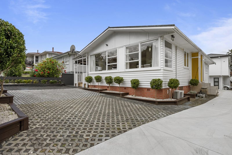 5 Pasteur Place, New Windsor, Auckland - Carousel 1