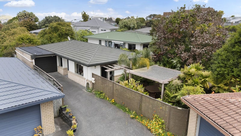 15/61 Mays Road, Te Papapa, Auckland - Carousel 1
