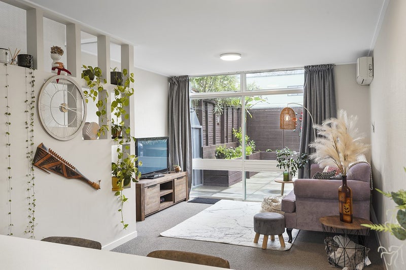 4/1 Coates Street, Hamilton East, Hamilton - Carousel 1