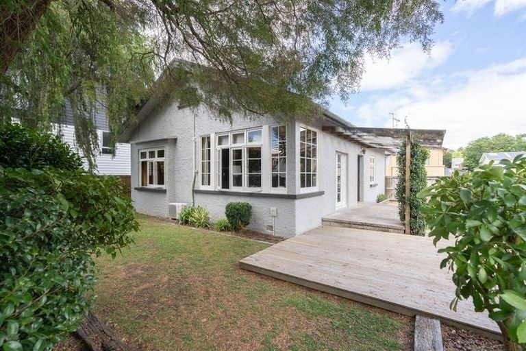 12 Hammond Street, Hamilton Central, Hamilton - Carousel 1