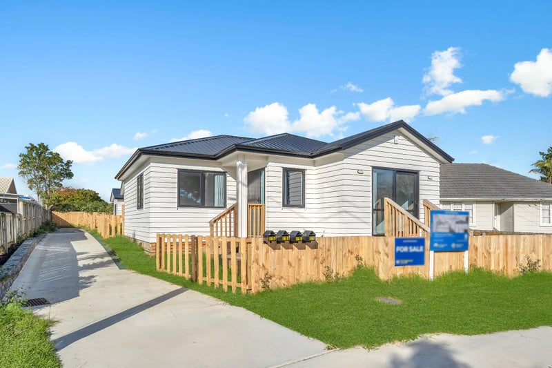 37A Clarkson Crescent, Otara, Auckland - Carousel 1