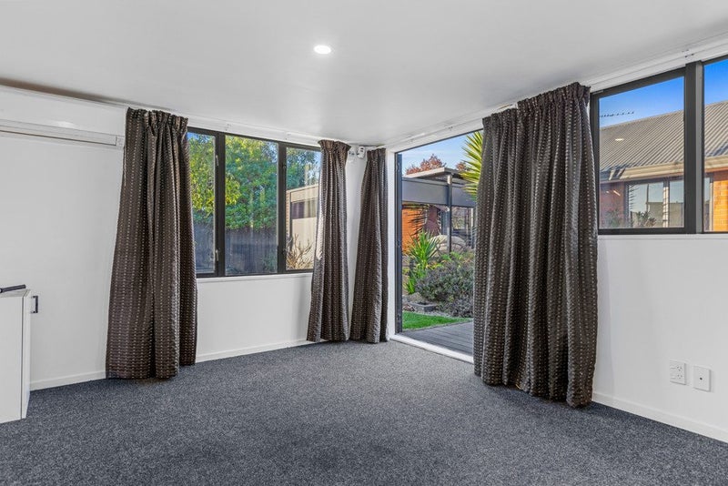 1/9 Short Street, Waltham, Christchurch - Carousel 12