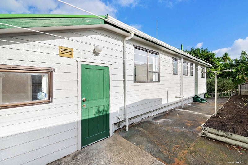 12B Albatross Road, Red Beach, Whangaparāoa - Carousel 2