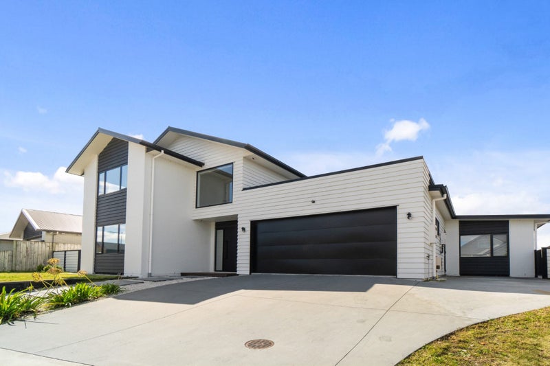 30 Roy Hilton Drive, Flagstaff, Hamilton - Carousel 1