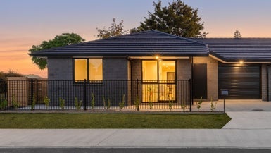 4 Catherine Lane, Levin, Levin - Carousel 1