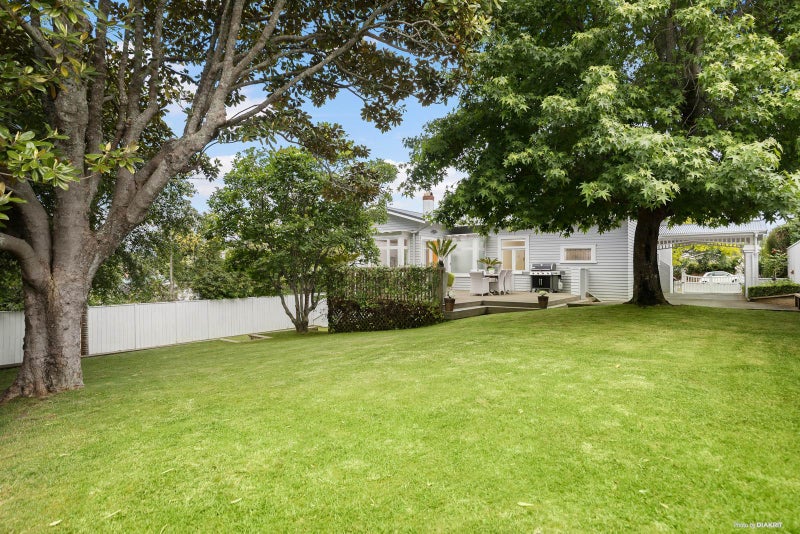 30 Grand View Road, Remuera, Auckland - Carousel 2