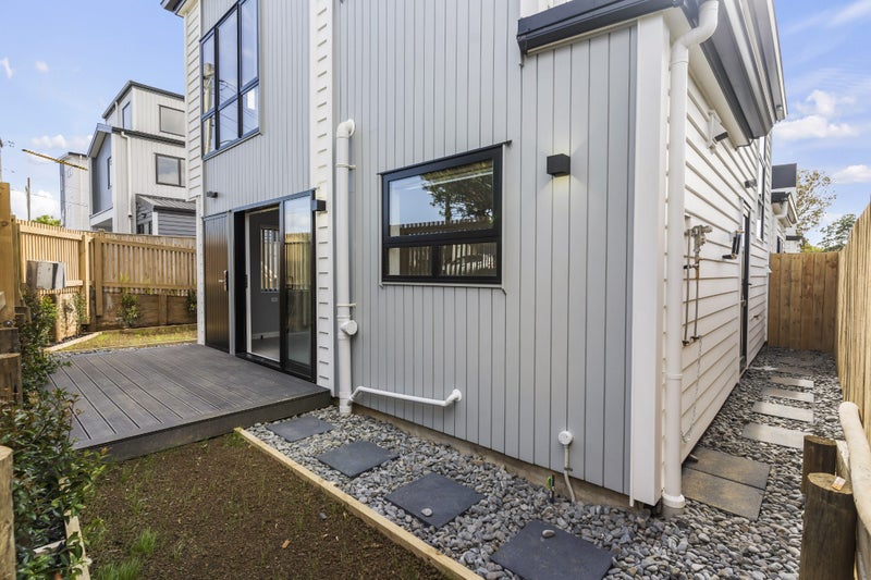 34A Ennismore Road, Mount Albert, Auckland - Carousel 9