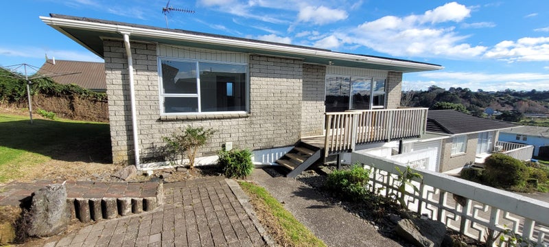 2/8 Arden Street, Gate Pa, Tauranga - Carousel 2
