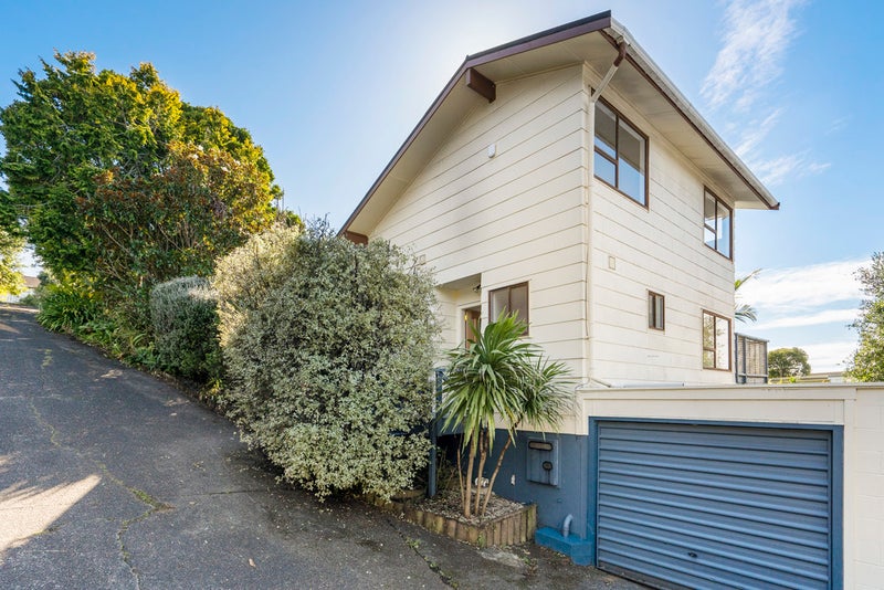 1/35 Girrahween Drive, Totara Vale, Auckland - Carousel 26