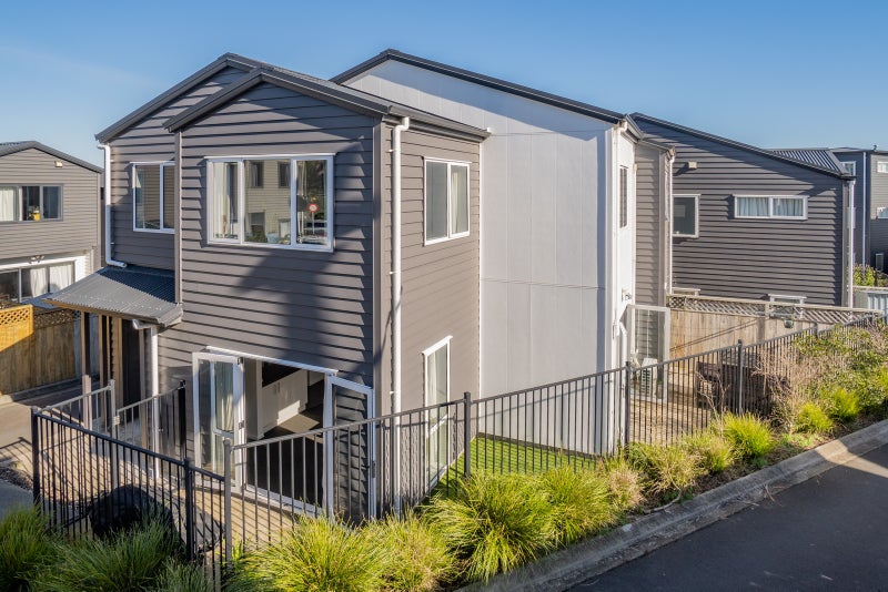 10 Whakawhiti Loop, Avondale, Auckland - Carousel 2