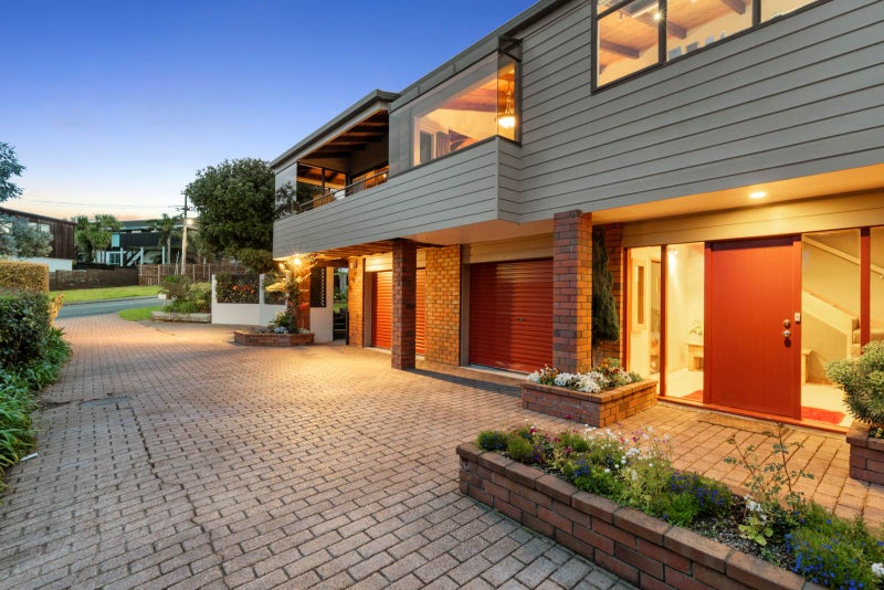 1/25 Park Rise, Campbells Bay, Auckland - Carousel 1