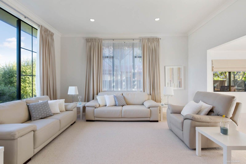16 Point View Drive, East Tamaki Heights, Auckland - Carousel 2