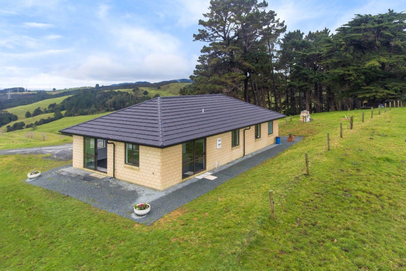 29 Kaipara Coast Highway, KAUKAPAKAPA, Kaukapakapa - Carousel 19