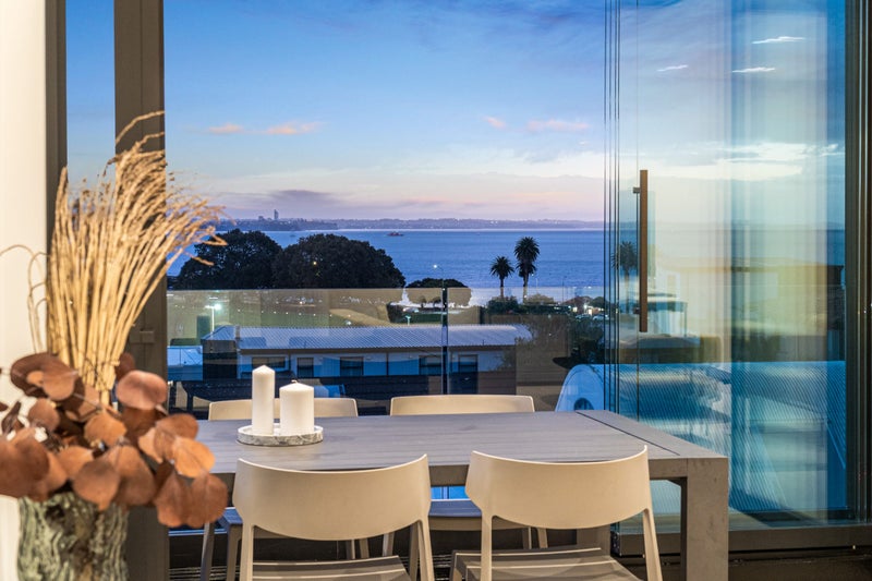 3/10 Kaimata Street, St Heliers, Auckland - Carousel 2