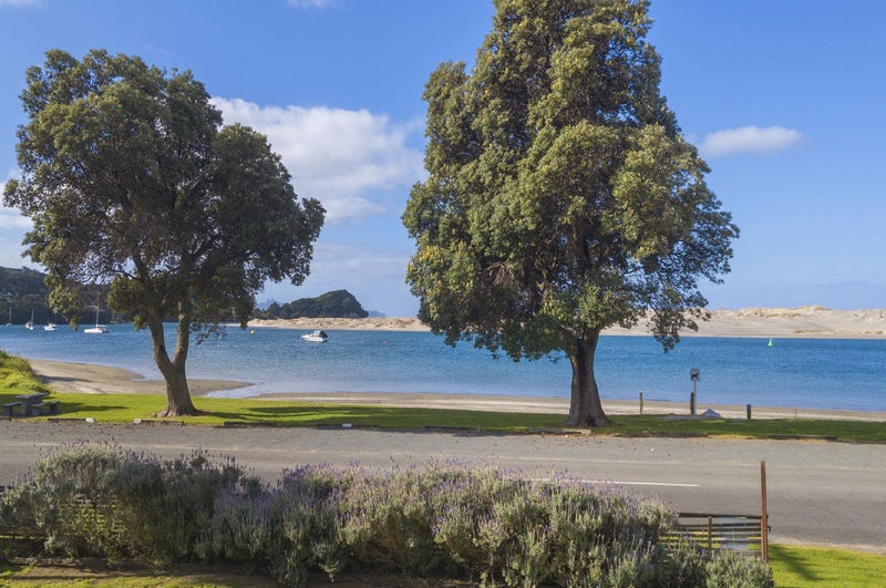 27 Alamar Crescent, Mangawhai Heads, Mangawhai - Carousel 2