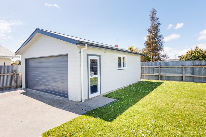 10 Rennie Avenue, Milson, Palmerston North - Carousel 20
