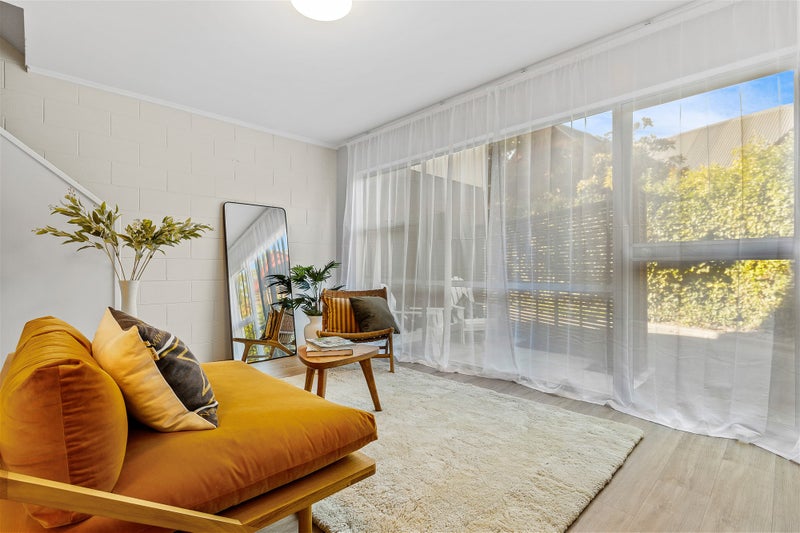 3/34 Holly Road, St Albans, Christchurch - Carousel 1
