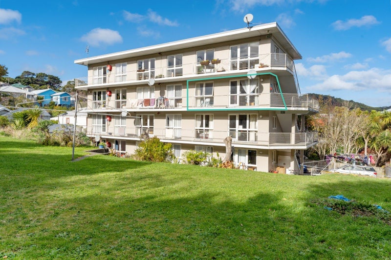 9/9 Blucher Avenue, Newtown, Wellington - Carousel 2