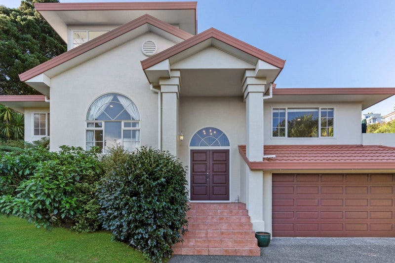 1/18 Aldersgate Road, Hillsborough, Auckland - Carousel 1
