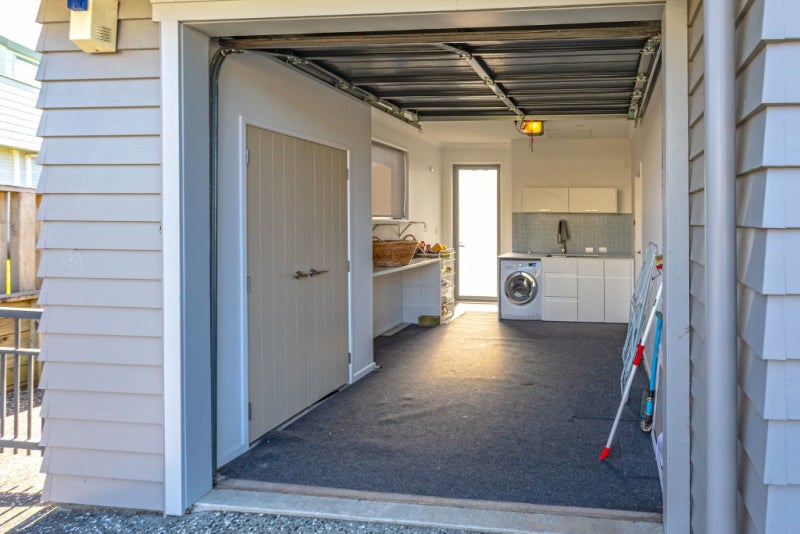 100 Pacific View Drive, Whangamata - Carousel 34