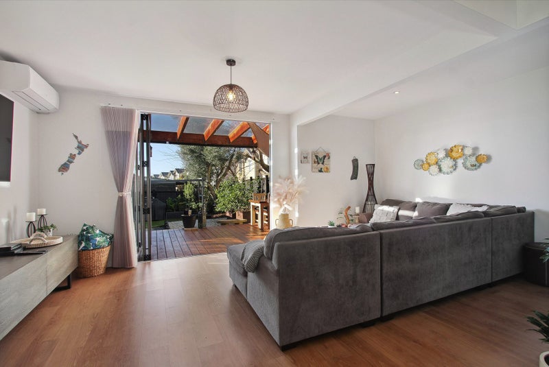 24 Haven Drive, East Tamaki, Auckland - Carousel 13