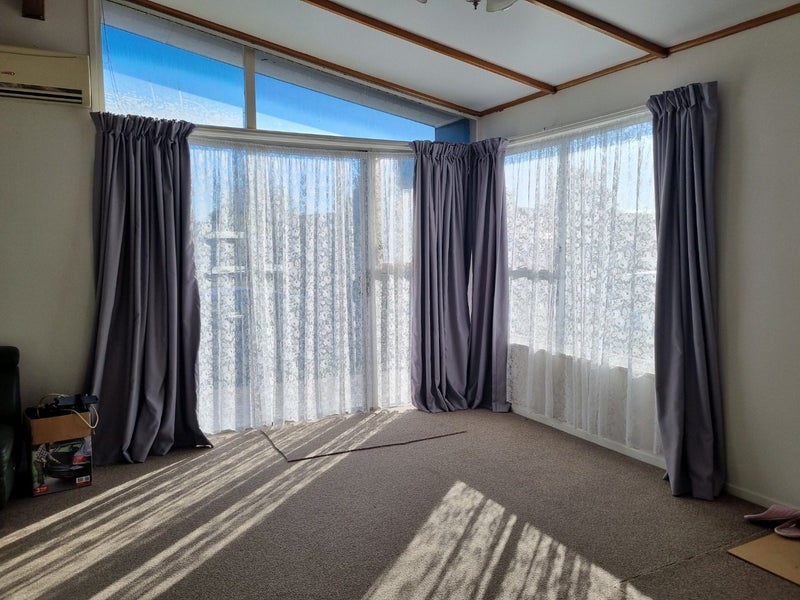 25 Puriri Crescent, Edgecumbe, Edgecumbe - Carousel 2