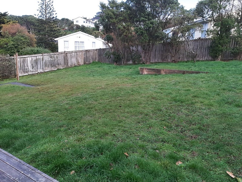 12 Taupiri Crescent, Titahi Bay, Porirua - Carousel 5