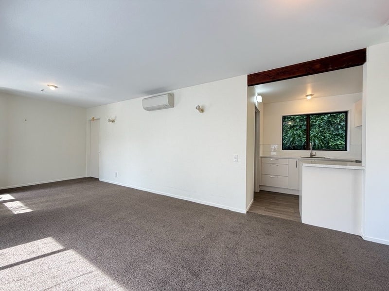 3/199 Grant Road, Thorndon, Wellington - Carousel 1