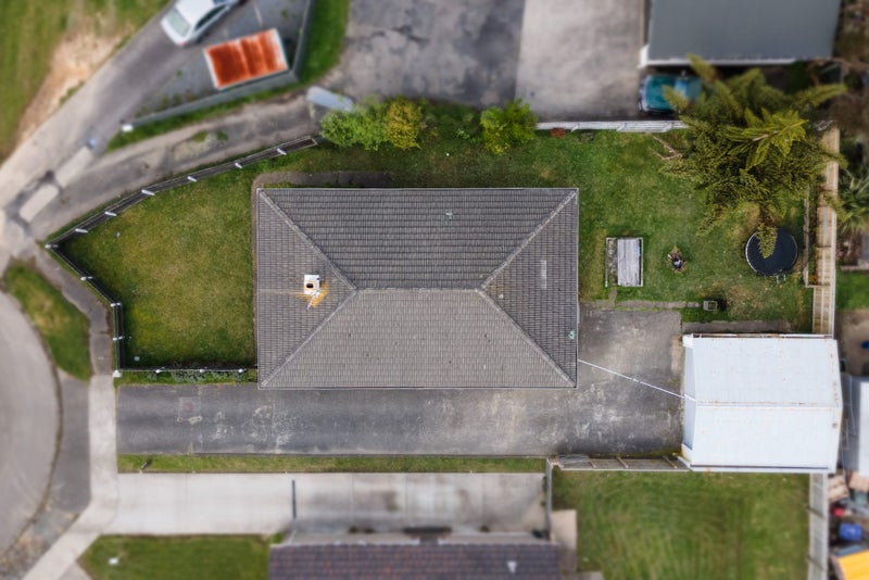 30 Surprise Place, Cannons Creek, Porirua - Carousel 11