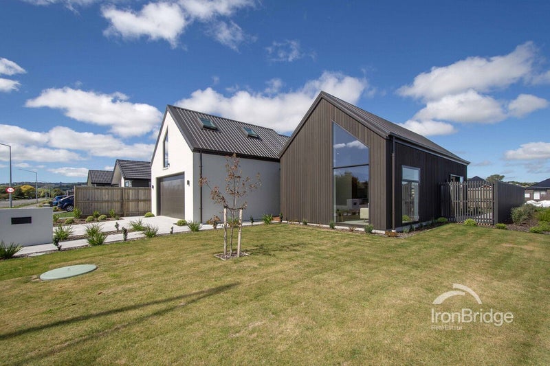 24 Glovers Road, Halswell, Christchurch - Carousel 1