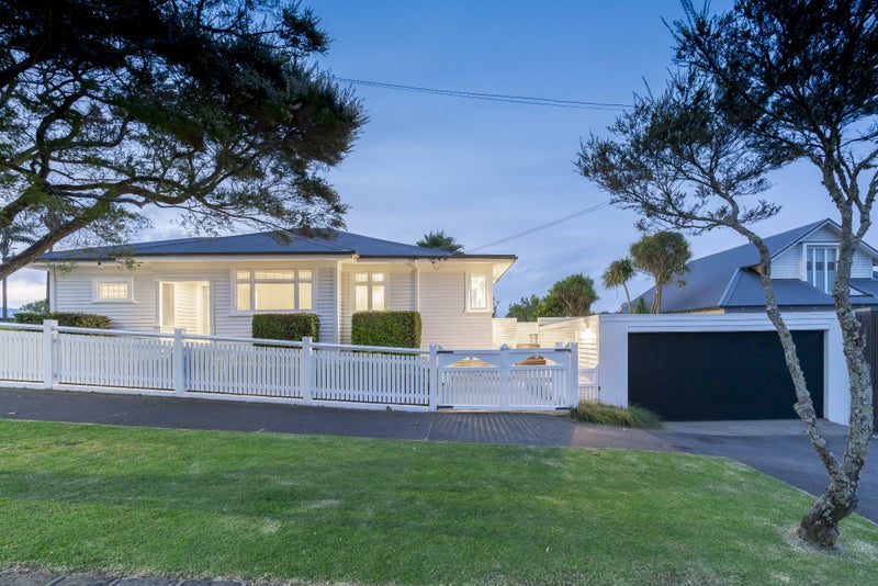 119 Warnock Street, Westmere, Auckland - Carousel 1