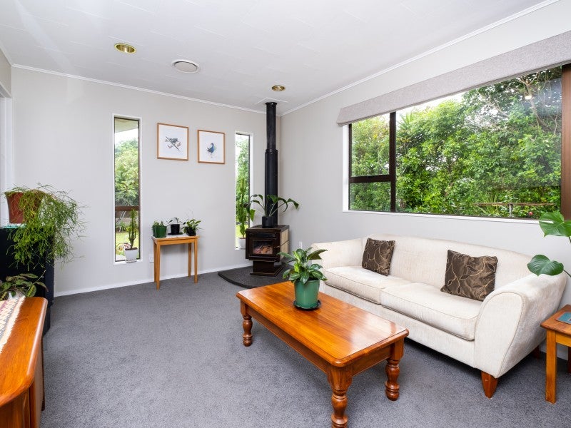 4 Thurley Place, Bay View, Napier - Carousel 2