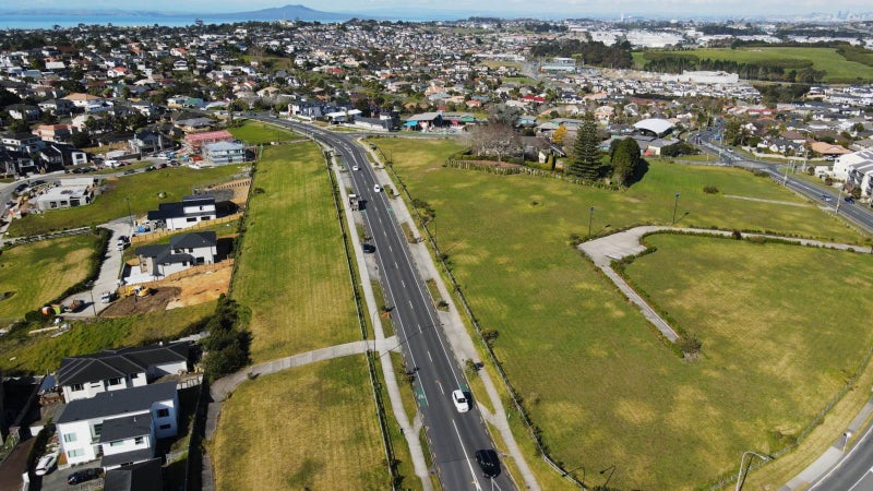 17 Kerekin Drive, Oteha, Auckland - Carousel 6