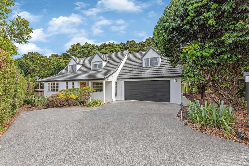 100 Eugenia Rise, Goodwood Heights, Auckland - Carousel 2