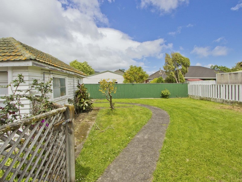 38 Thornycroft Avenue, Epuni, Lower Hutt - Carousel 20