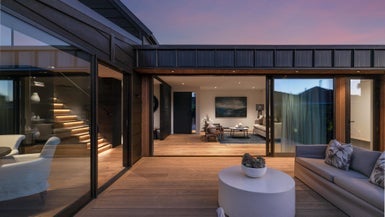 9C St Michaels Avenue, Point Chevalier, Auckland - Carousel 1