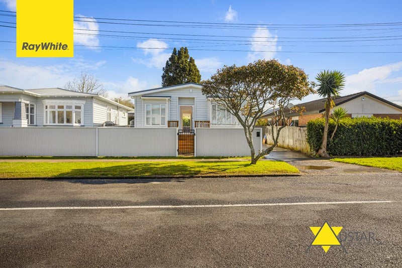 5C Hinekohu Street, New Lynn, Auckland - Carousel 2