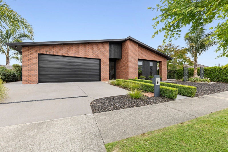 44 Pengover Avenue, Leamington, Cambridge - Carousel 1