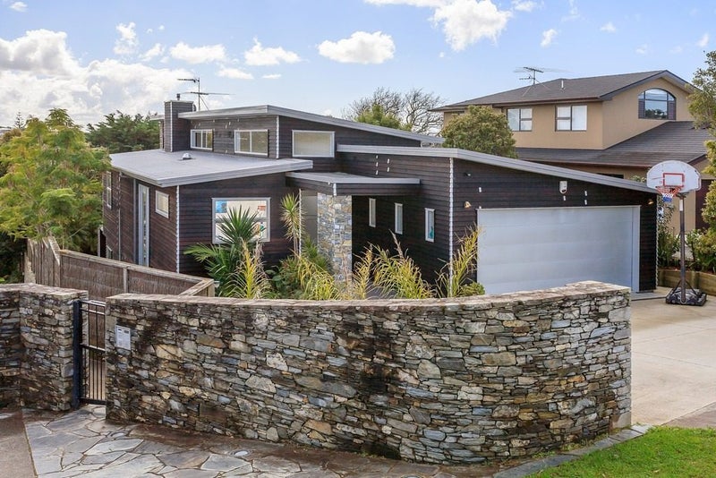 59 Park Rise, Campbells Bay, Auckland - Carousel 1