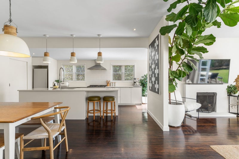 1 Cadman Avenue, Waterview, Auckland - Carousel 2