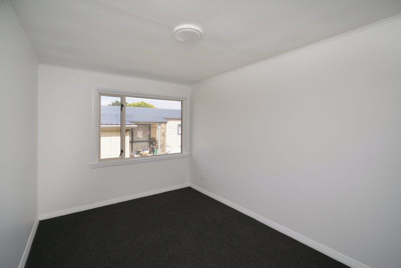 19 Vicki Street, Sockburn, Christchurch - Carousel 9