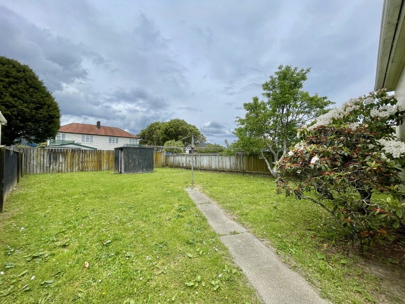 46 Athlone Crescent, Avalon, Lower Hutt - Carousel 13