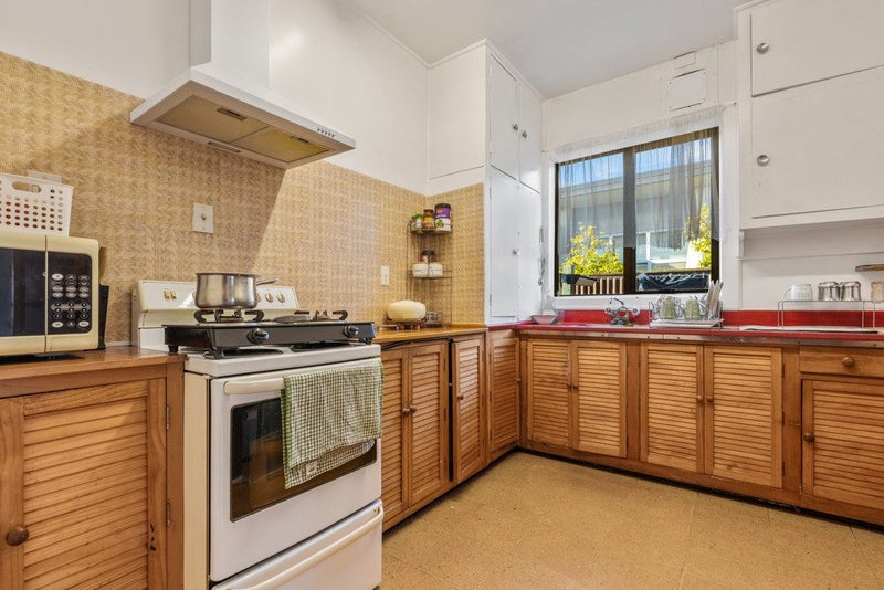 8 Grassmere Street, Papanui, Christchurch - Carousel 2