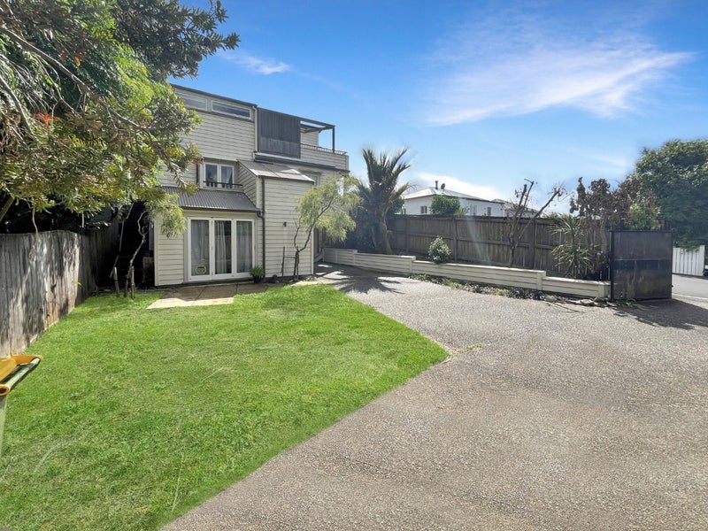 21 Anglesea Street, Freemans Bay, Auckland - Carousel 2