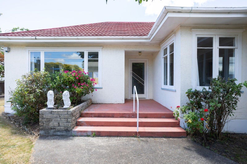 3 Swinburn Street, Dannevirke - Carousel 2