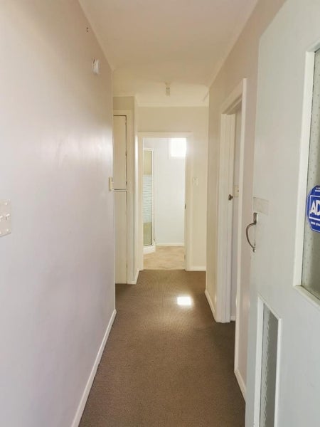 14 Blease Street, New Lynn, Auckland - Carousel 2
