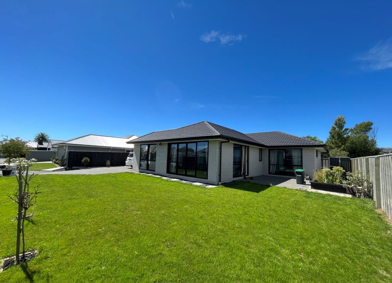 9 Saxby Lane, Halswell, Christchurch - Carousel 1