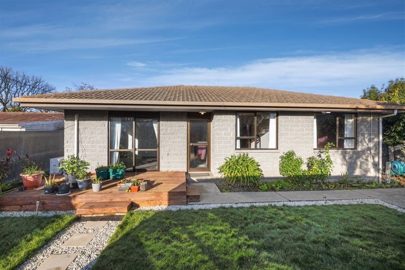 2/122 Tilford Street, Woolston, Christchurch - Carousel 1