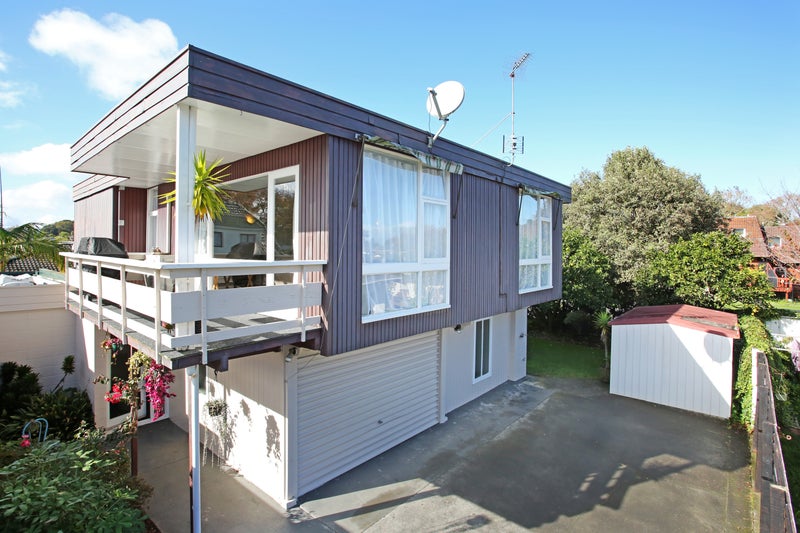 2/52 Ray Small Drive, Pahurehure, Papakura - Carousel 1